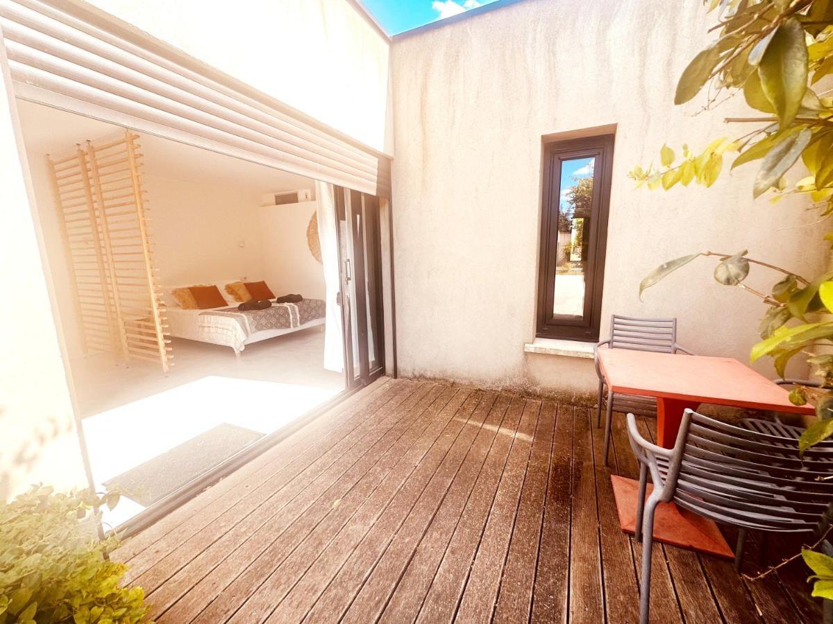 Les Madones Apartment Nîmes Exterior photo