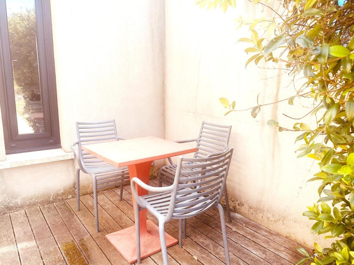 Les Madones Apartment Nîmes Exterior photo