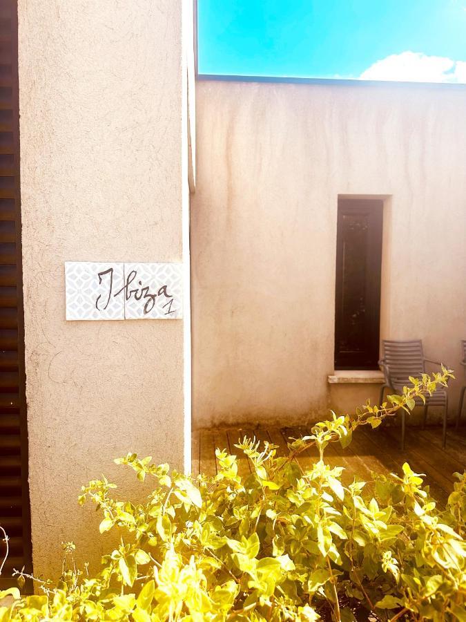 Les Madones Apartment Nîmes Exterior photo